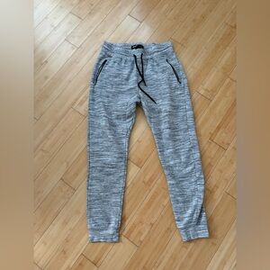 Brooklyn Cloth Heather Gray Joggers Uni Sex L